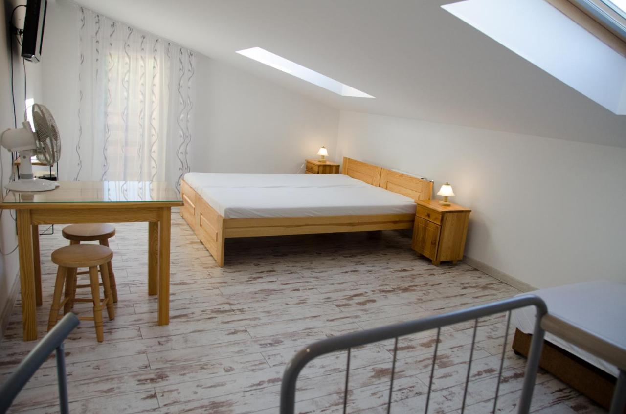 Pod Debami Wadowice Exterior foto